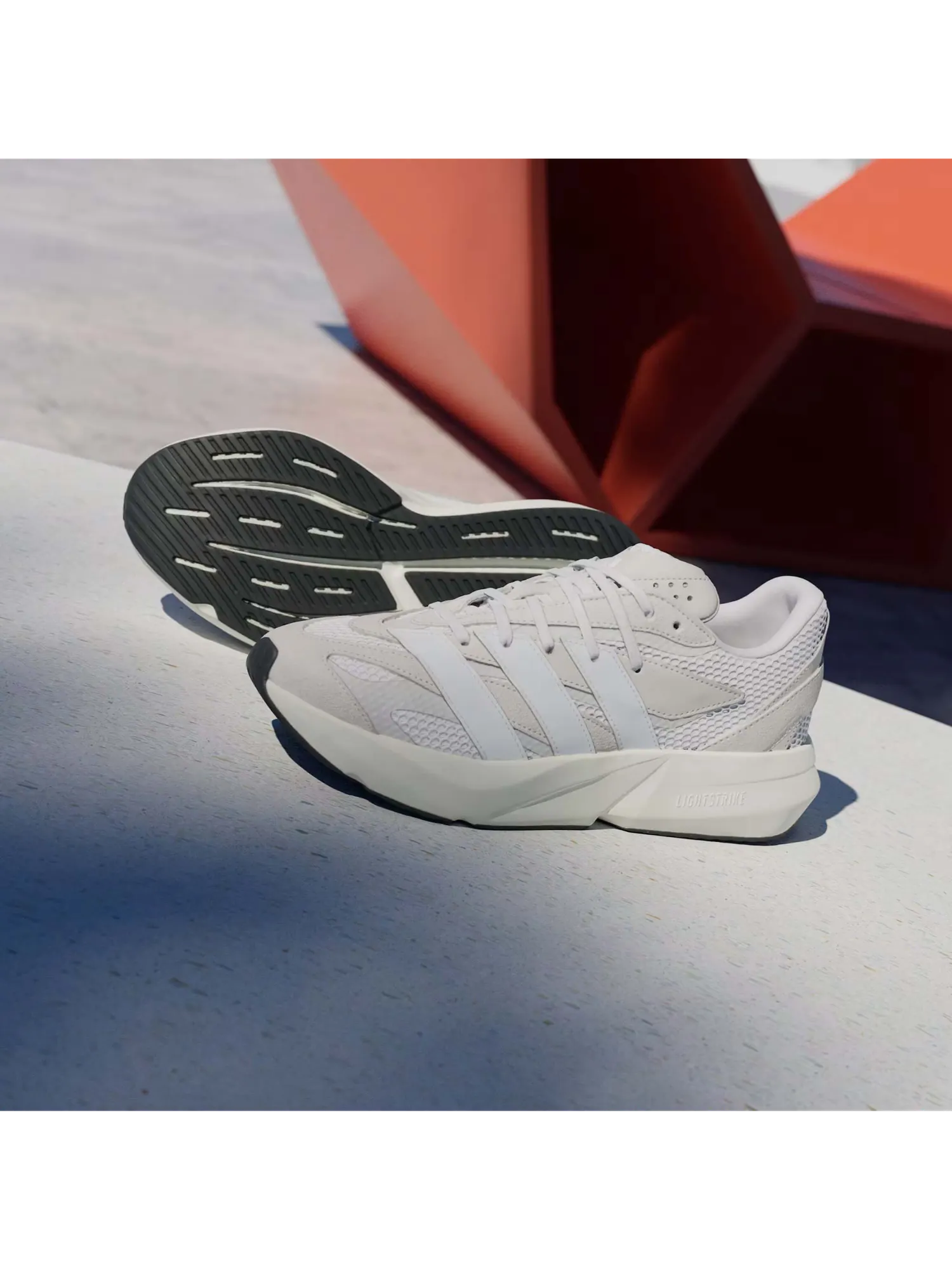 Кроссовки Adidas Lightblaze — изображение 4 из 8, серо-бежевый/белый
