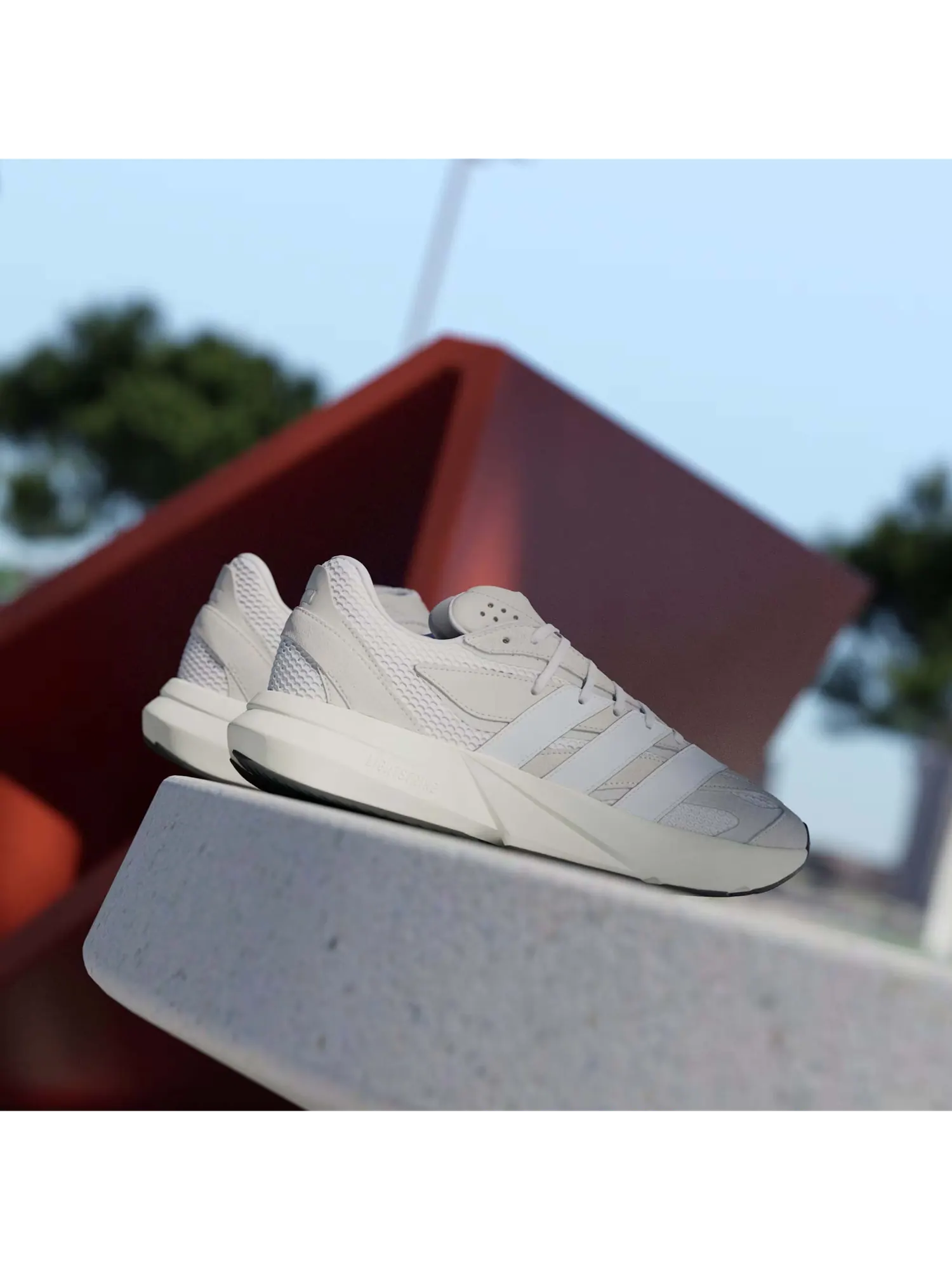 Кроссовки Adidas Lightblaze — изображение 6 из 8, серо-бежевый/белый