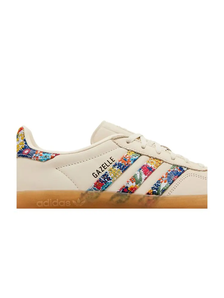 Кроссовки Liberty London x Wmns Gazelle Indoor 'Floral Embroidery - Off White' — изображение 2 из 8, белый