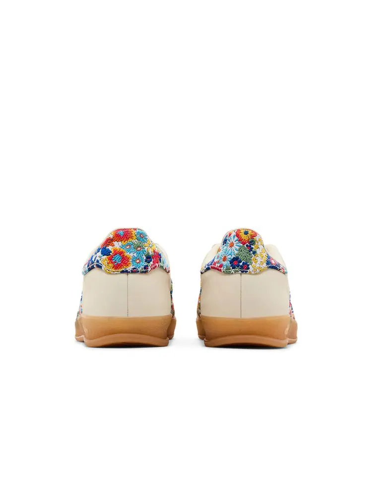 Кроссовки Liberty London x Wmns Gazelle Indoor 'Floral Embroidery - Off White' — изображение 6 из 8, белый