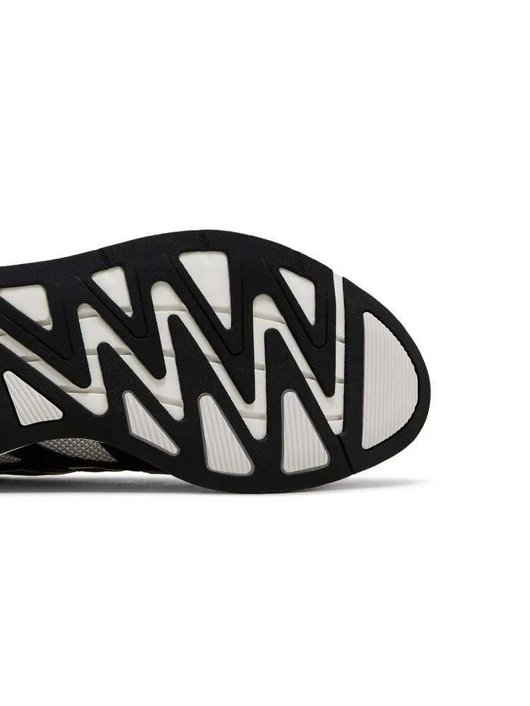Кроссовки Adizero Aruku 'Black White Grey' — изображение 5 из 8, черный белый серый