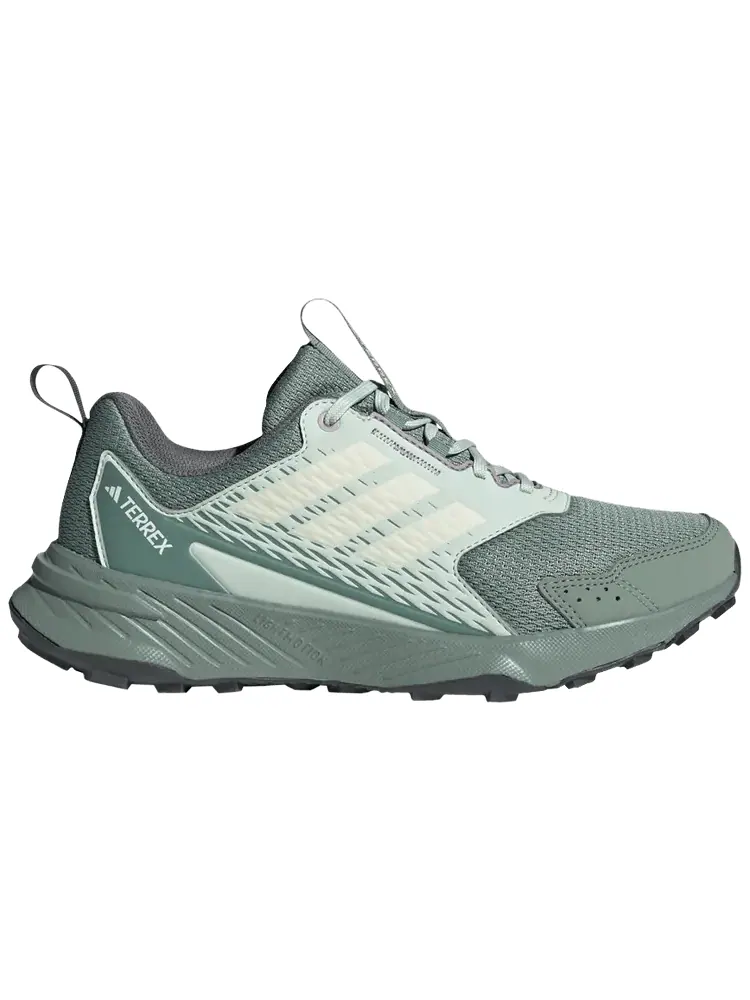 Кроссовки adidas Wmns Tracefinder Trail 'Silver Green' — изображение 1 из 1, серебристый зеленый