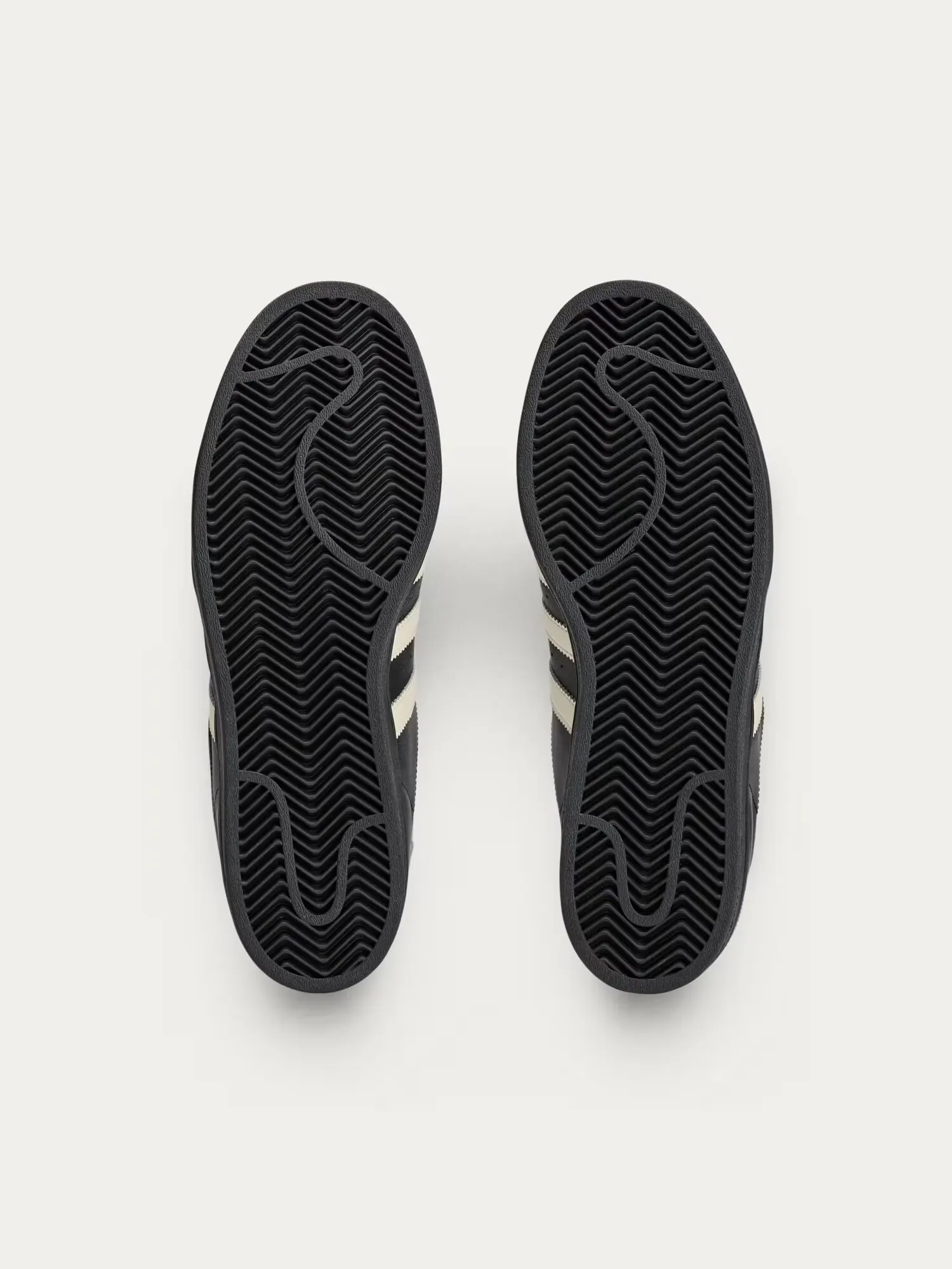 Кроссовки унисекс Adidas by Avavav Superfinger Superstar — изображение 7 из 11, черный/кремовый