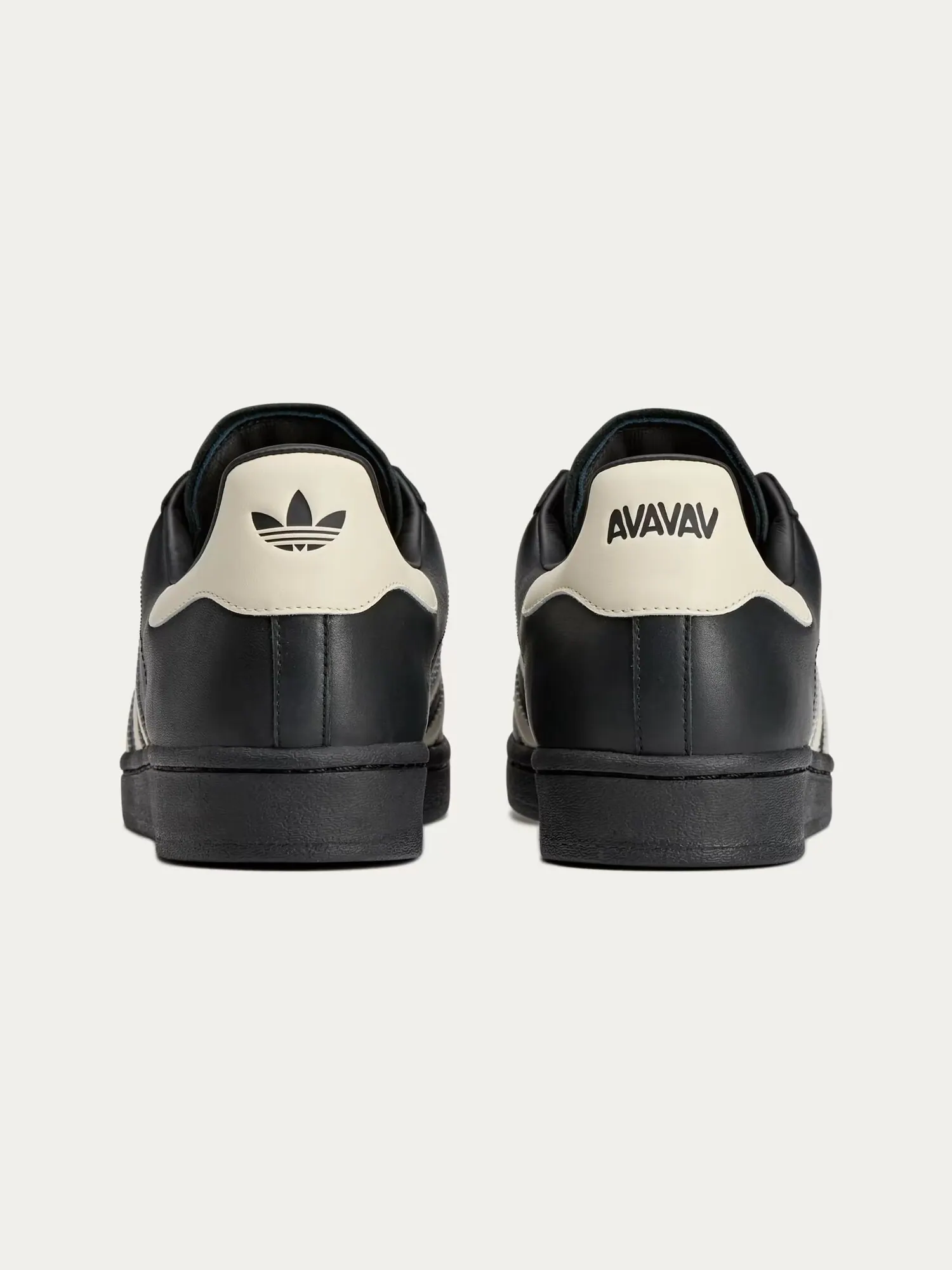 Кроссовки унисекс Adidas by Avavav Superfinger Superstar — изображение 8 из 11, черный/кремовый
