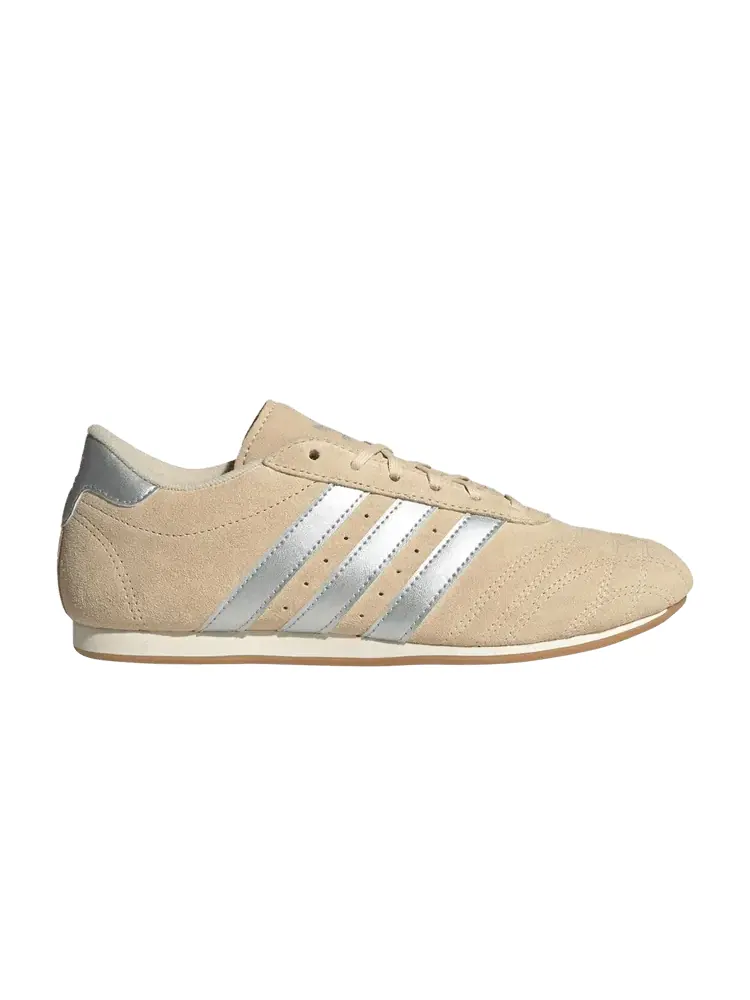 Кроссовки adidas Wmns Taekwondo Sand Strata Silver Metallic — изображение 1 из 1