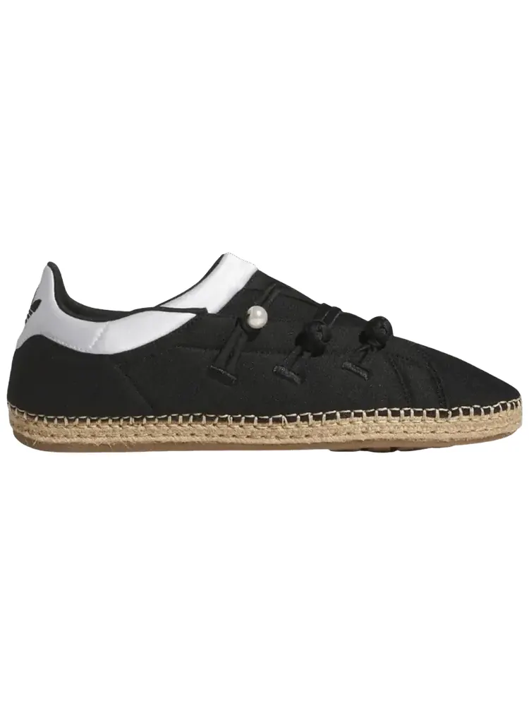 Кроссовки CLOT x Adidas Qi Flow — изображение 1 из 1, черный