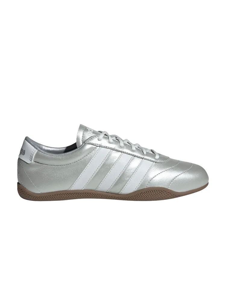 Кроссовки adidas Wmns Grand Court Lo 'Silver Metallic Gum' — изображение 1 из 1