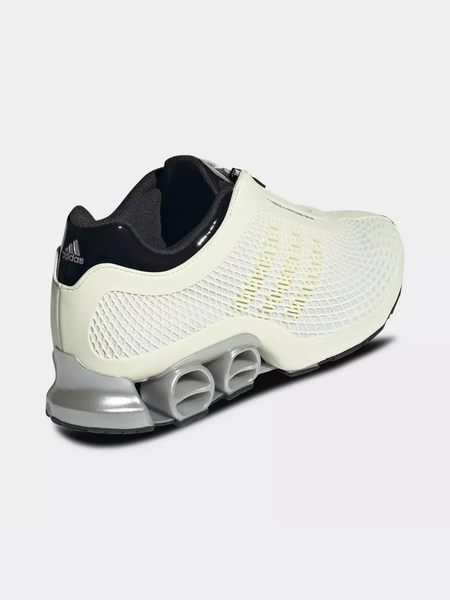 Кроссовки adidas Megaride S2 'Off White Matte Silver' — изображение 4 из 6, белый/черный/серебристый