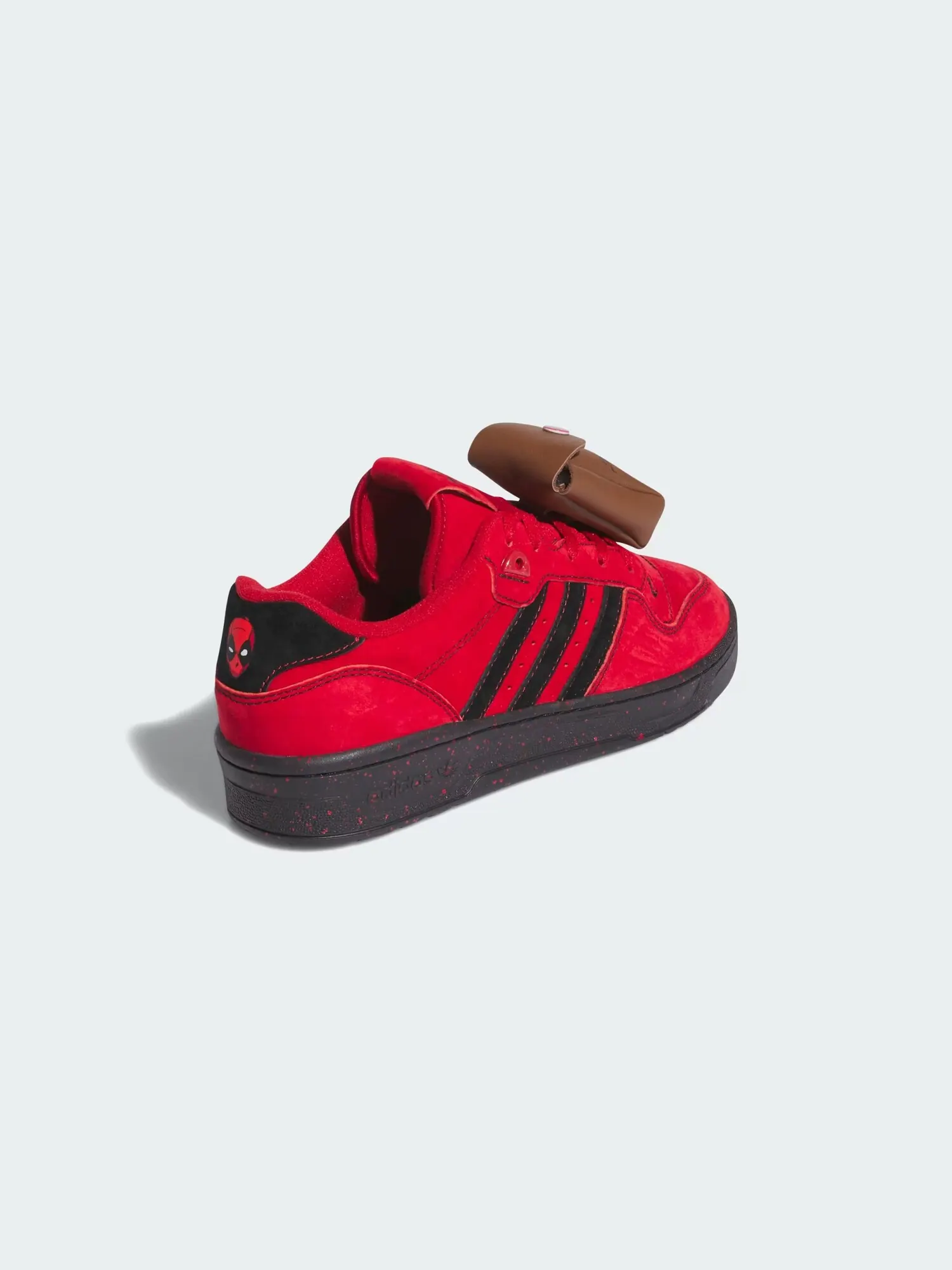 Кроссовки Adidas Rivalry Low x Marvel 'Deadpool' — изображение 5 из 8, красный