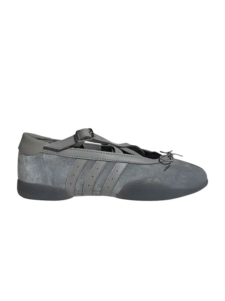 Adidas Wmns Taekwondo Mei Ballet' Charcoal Solid Grey' — изображение 1 из 1, серый