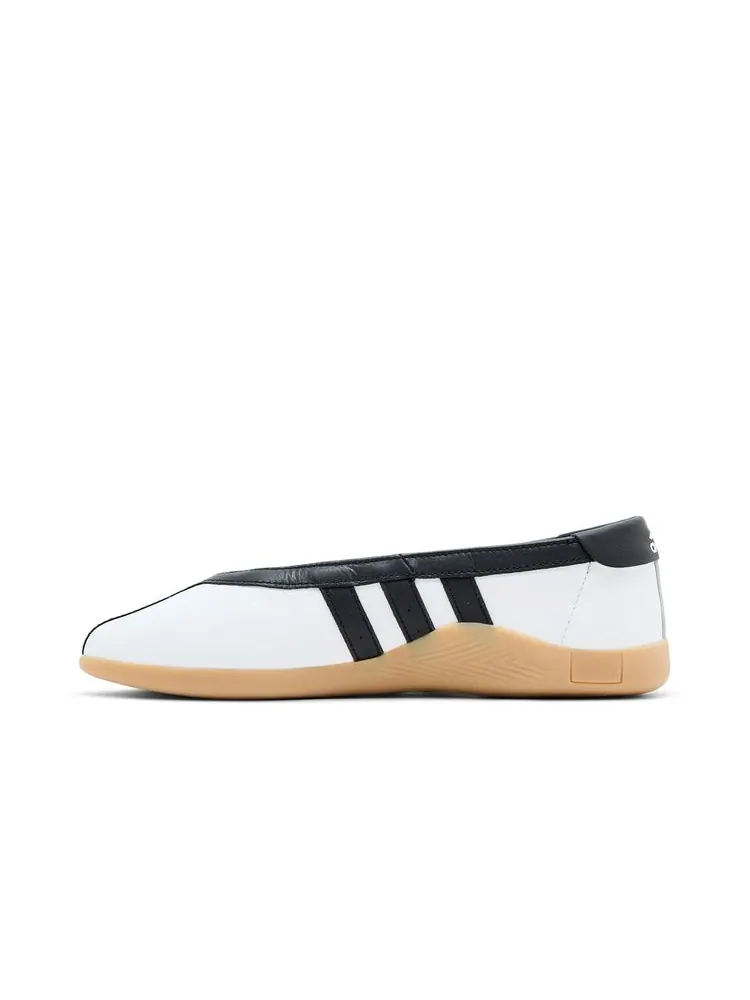 Кроссовки Wmns Taekwondo Mei Ballet 'White Black Gum' — изображение 3 из 8, белый черный