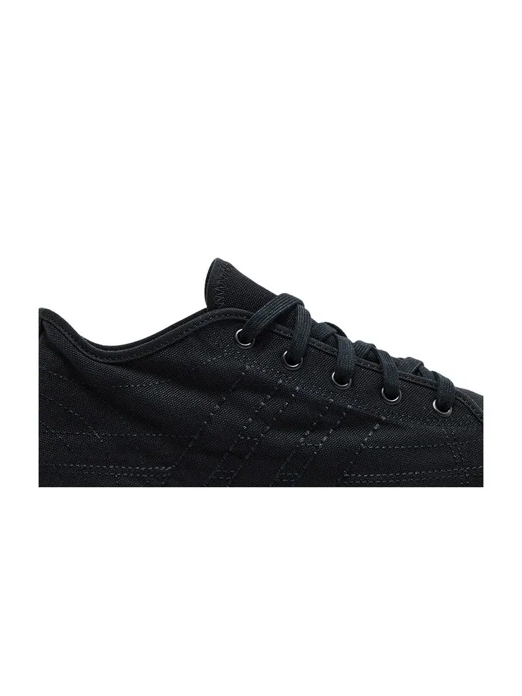 Кроссовки Y-3 Nizza Low 'Triple Black' — изображение 2 из 8, черный