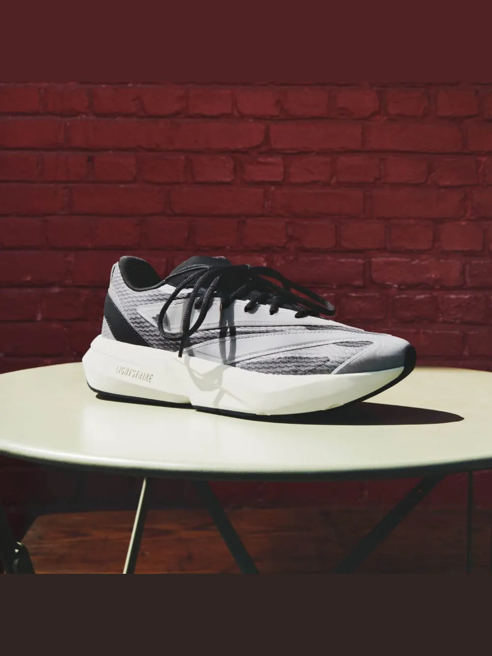 Кроссовки Adidas Lightblaze — изображение 10 из 13, серый/черный