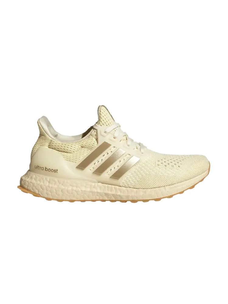 Кроссовки Wmns UltraBoost 1.0 'Warm Vanilla Cyber Metallic' — изображение 1 из 1, металлик