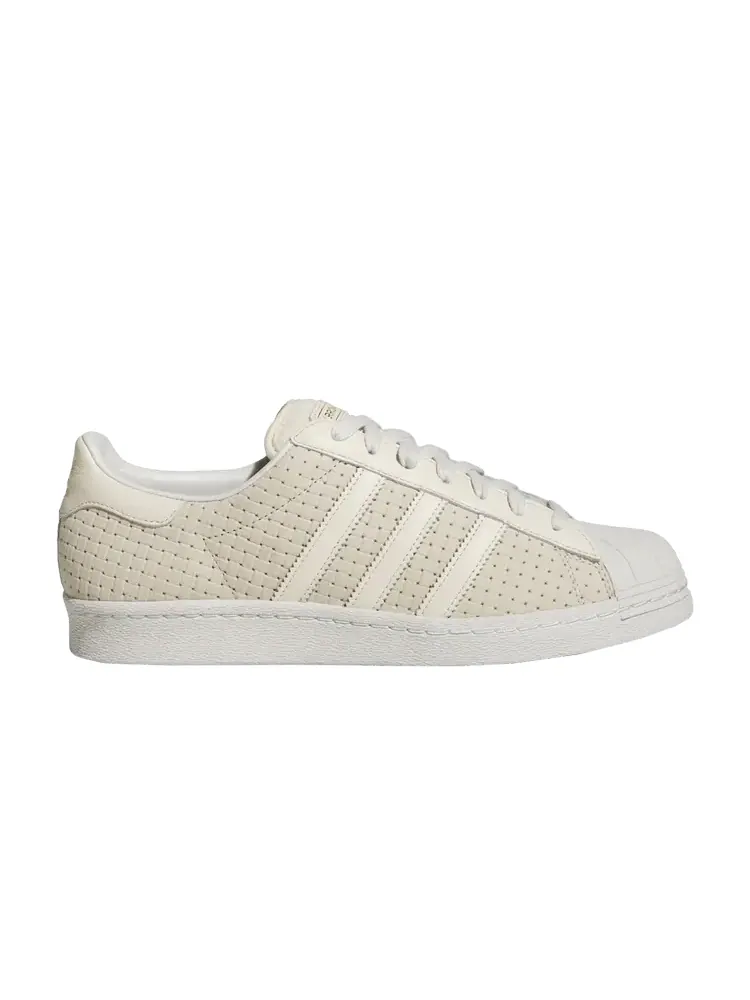 Кеды adidas Arrow & Beast x Superstar ADV 'Stuttgart' — изображение 1 из 1, белый/белый/белый
