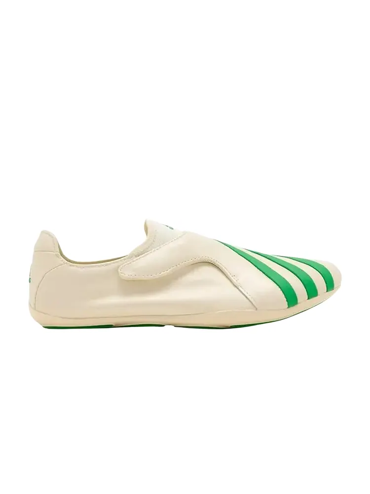 Кроссовки Pharrell Williams x Adidas Vario Flat Earther 'Cloud White Core Green' — изображение 1 из 1, зеленый
