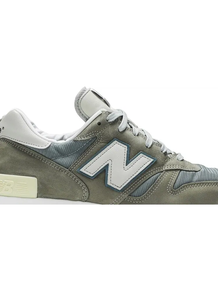 Кроссовки New Balance 1300 Made in USA '35th Anniversary' — изображение 2 из 8, серый