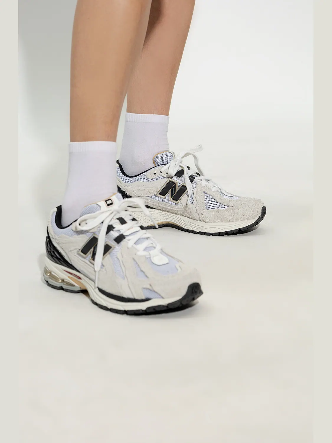 Кроссовки New Balance 1906D 'Protection Pack - Reflection' — изображение 2 из 10, бежевый