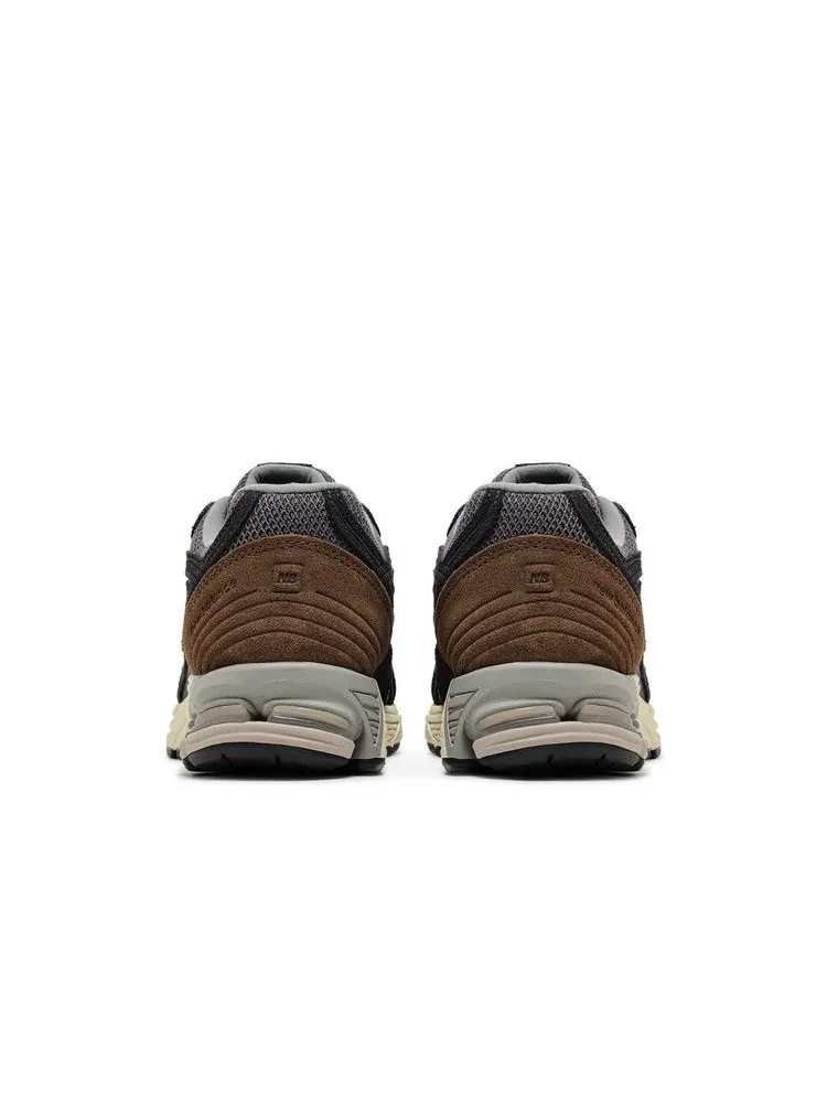 Кроссовки New Balance 1906F 'Phantom Dark Mushroom' — изображение 7 из 9, коричневый