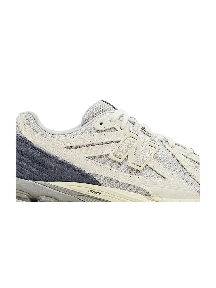 Кроссовки New Balance 1906F 'Linen Moonrock' — изображение 3 из 9, темный серый