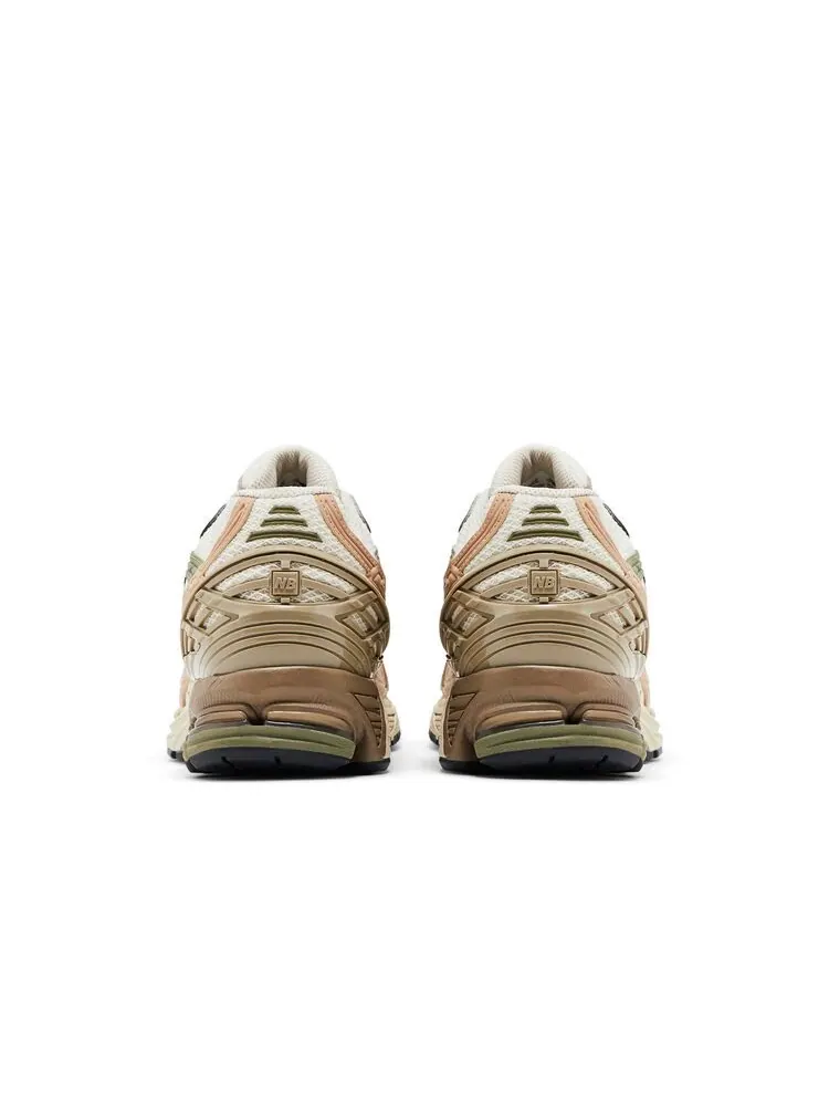 Кроссовки New Balance 1906U Linen Dark Olivine — изображение 6 из 6, зеленый