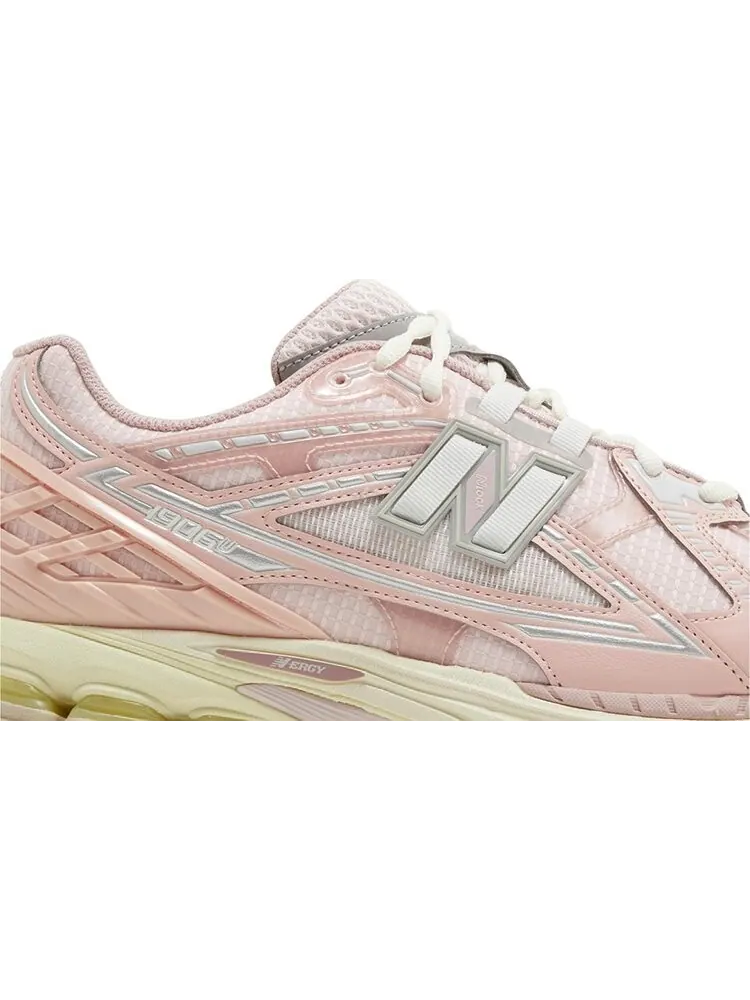 Кроссовки 1906U 'Lunar New Year - Shell Pink' — изображение 2 из 4, розовый