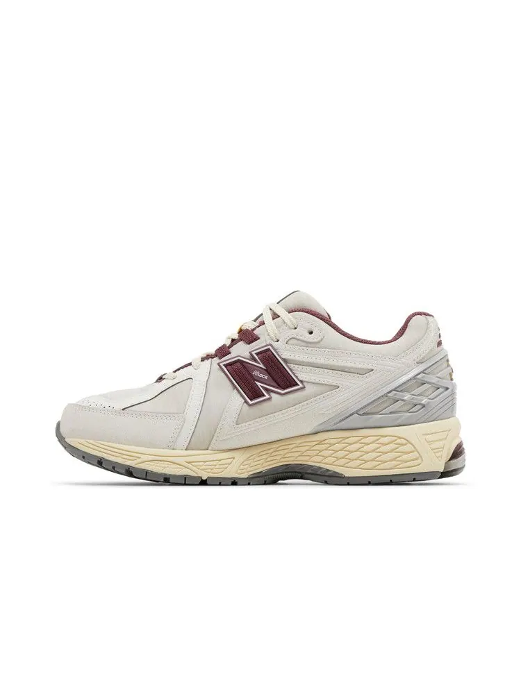 Кроссовки New Balance 1906R 'White Burgundy' — изображение 4 из 9, белый/бордовый