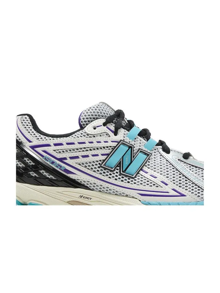 Кроссовки New Balance 1906R 'Hornets' — изображение 3 из 9, белый/синий/фиолетовый