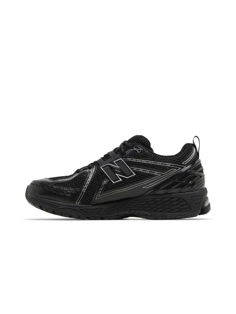 Кроссовки New Balance 1906R — изображение 3 из 4, черный