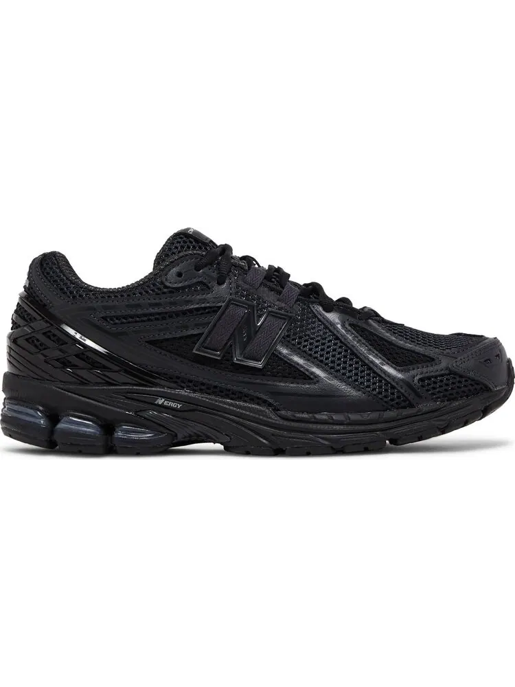 Кроссовки Comme des Garçons Homme x 1906R 'Black' — изображение 1 из 4, черный