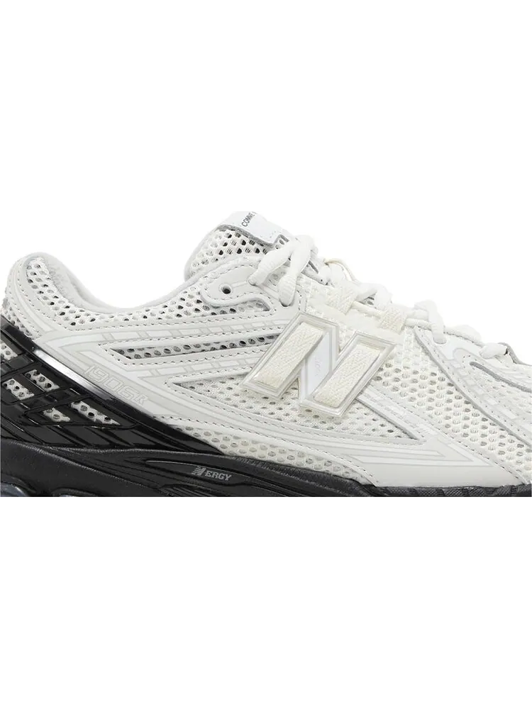 Кроссовки Comme des Garçons Homme x 1906R 'White Black' — изображение 2 из 4, белый