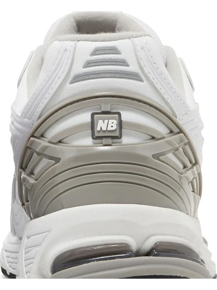 Кроссовки New Balance 1906R 'White Rain Cloud' — изображение 7 из 8, белый