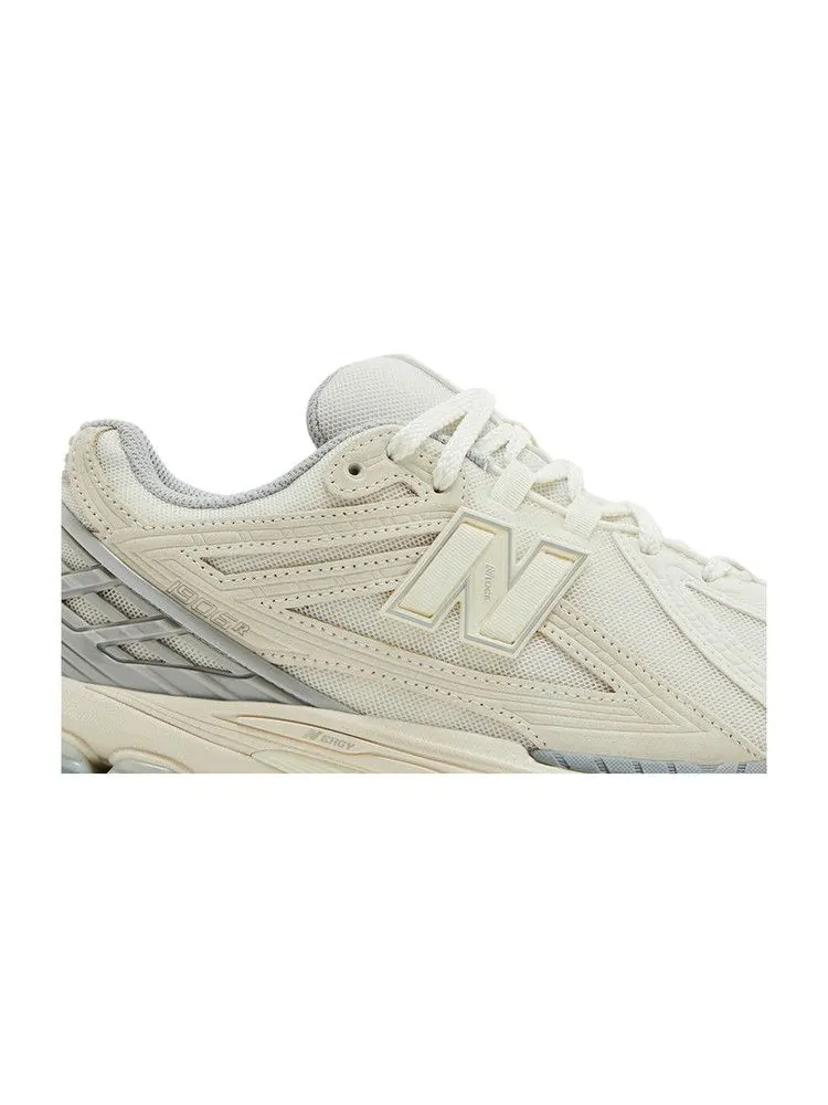 Кроссовки New Balance 1906R 'Sea Salt Grey' — изображение 3 из 9, кремовый