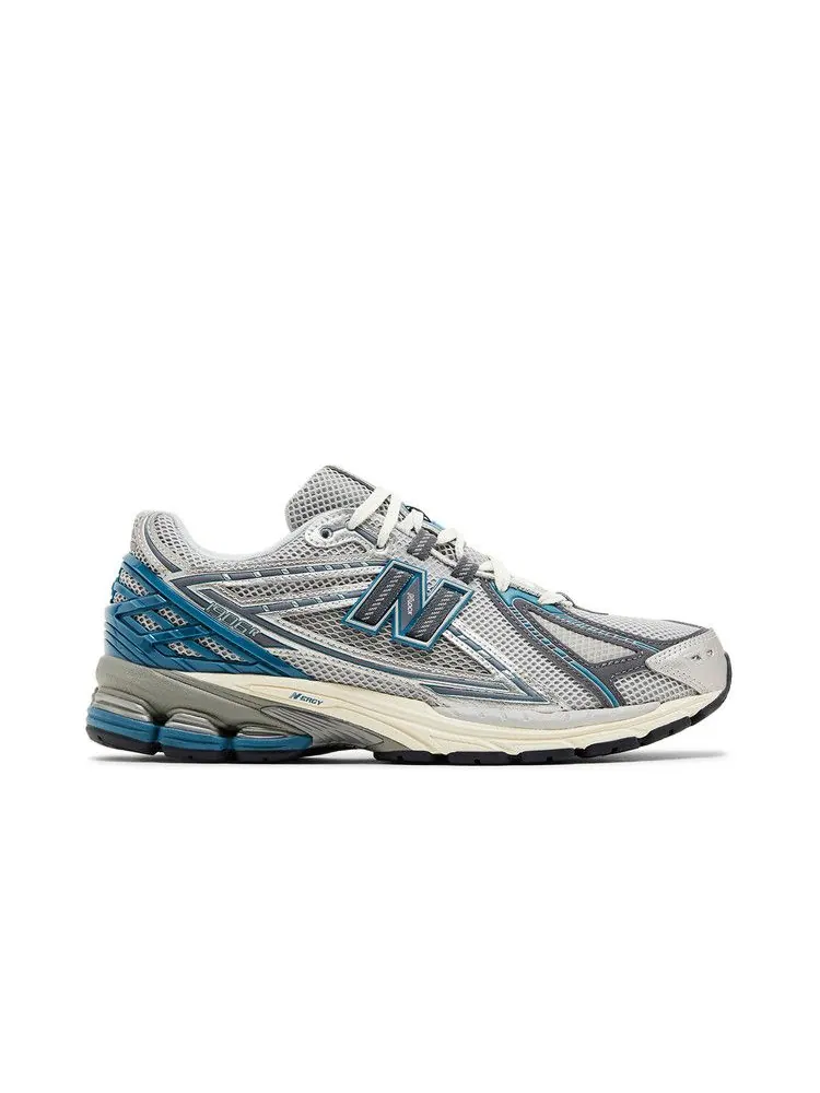 Кроссовки New Balance 1906R 'Silver Metallic Terrarium' — изображение 2 из 9, серебристый металлик