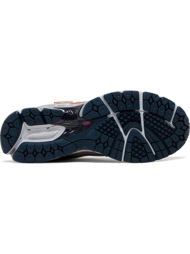 Кроссовки Salehe Bembury x 1906R 'Heat Be Hot Pack - Lava' — изображение 4 из 4, серебряный
