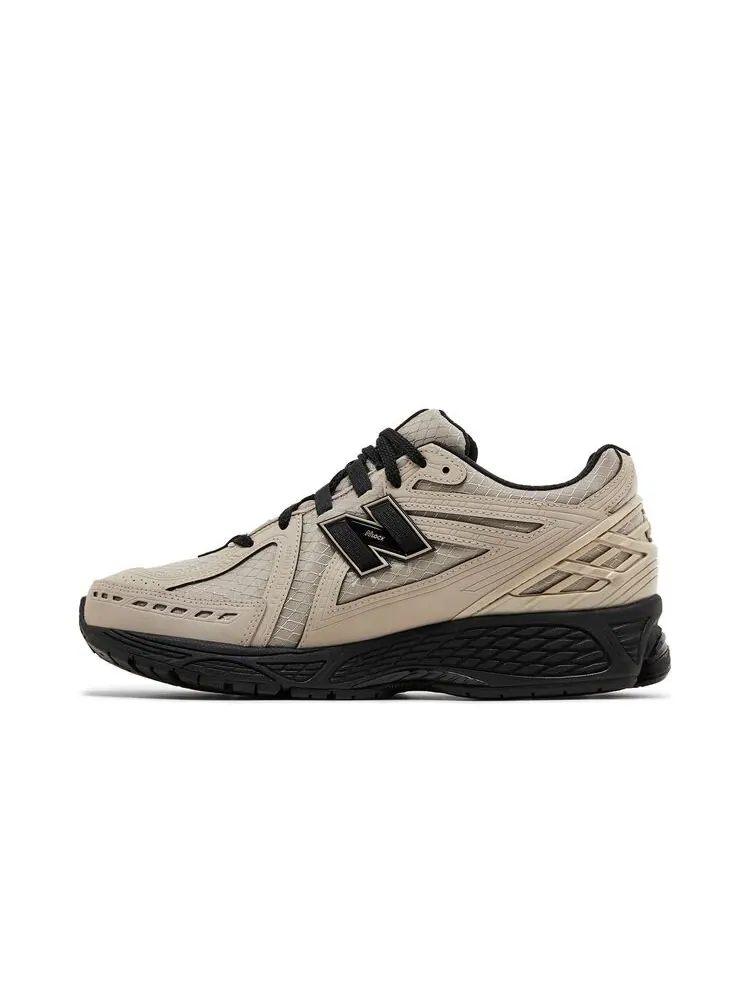 Кроссовки New Balance 1906R Light Mushroom Black — изображение 3 из 6, светлый черный