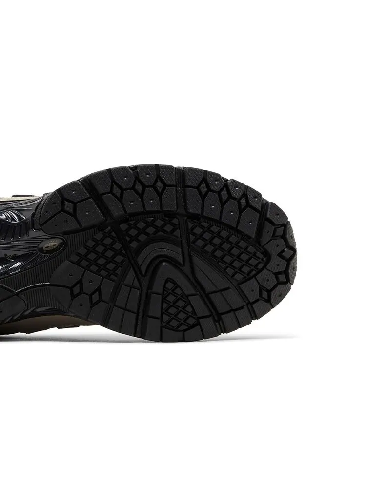 Кроссовки New Balance 1906R Light Mushroom Black — изображение 5 из 6, светлый черный