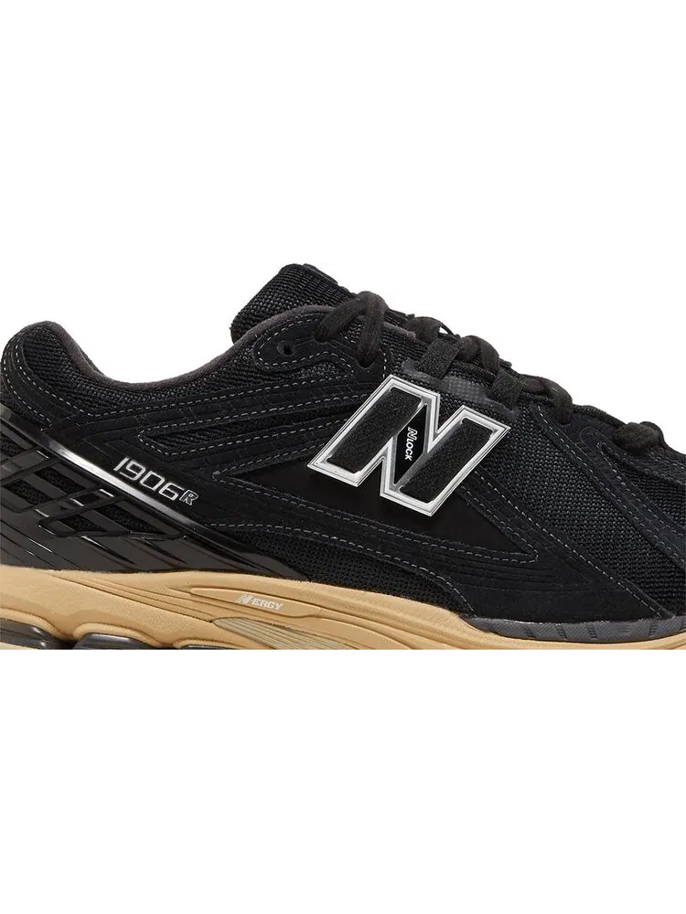 Кроссовки New Balance 1906R 'Black Taos Taupe' — изображение 2 из 8, черный