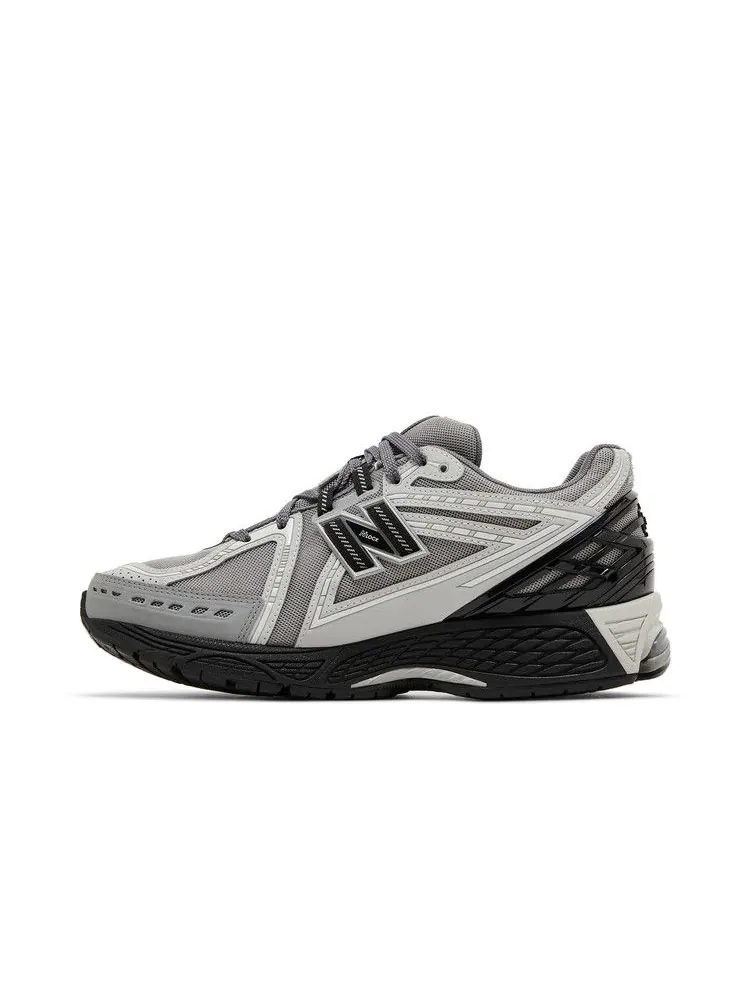 Кроссовки New Balance 1906R 'Castlerock Black Rain Cloud' — изображение 4 из 9, черный
