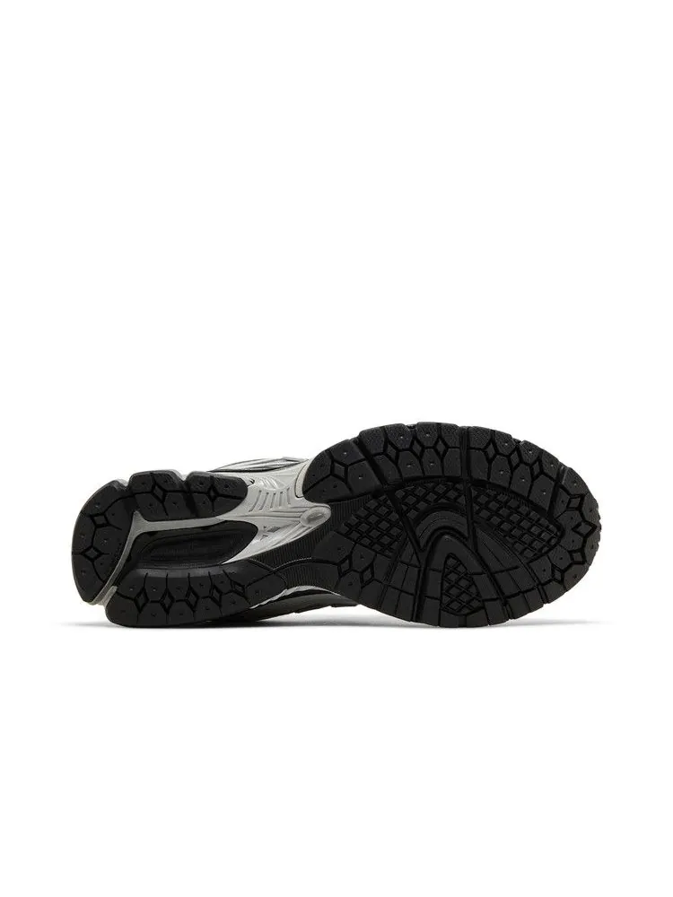 Кроссовки New Balance 1906R 'Castlerock Black Rain Cloud' — изображение 5 из 9, черный