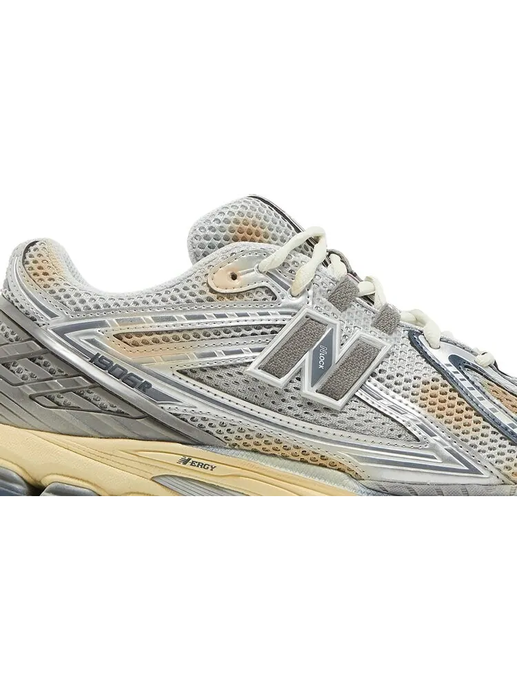 Кроссовки New Balance thisisneverthat x 1906R 'The 2022 Downtown Run' — изображение 2 из 8, серебряный