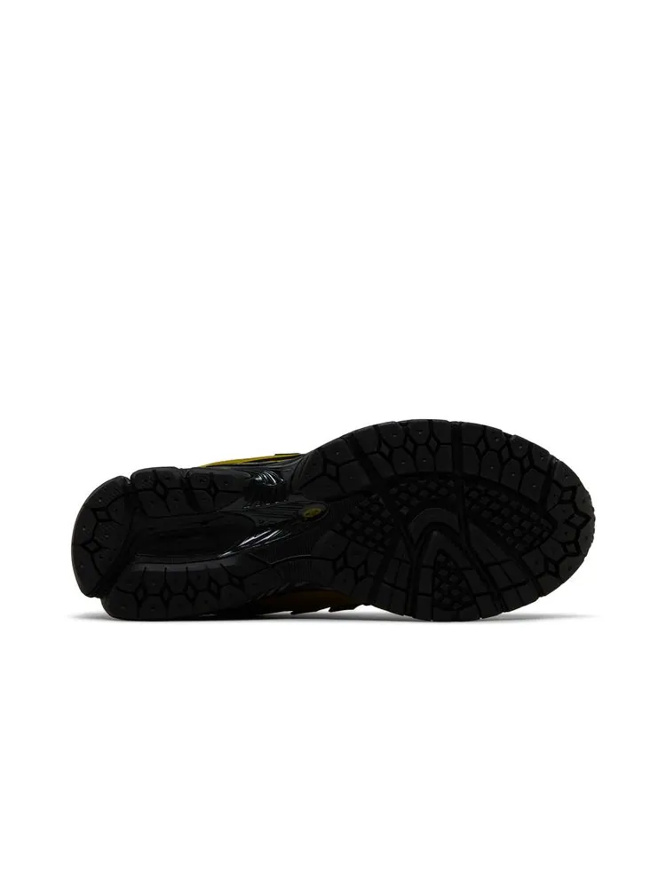 Кроссовки 1906R Cordura 'Marshland Black' — изображение 4 из 8, черный