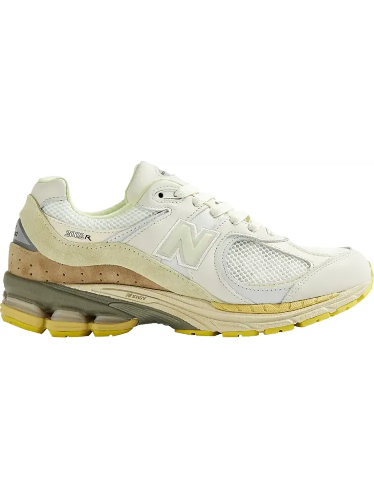 Кроссовки New Balance AURALEE x 2002R 'White' — изображение 1 из 1, белый