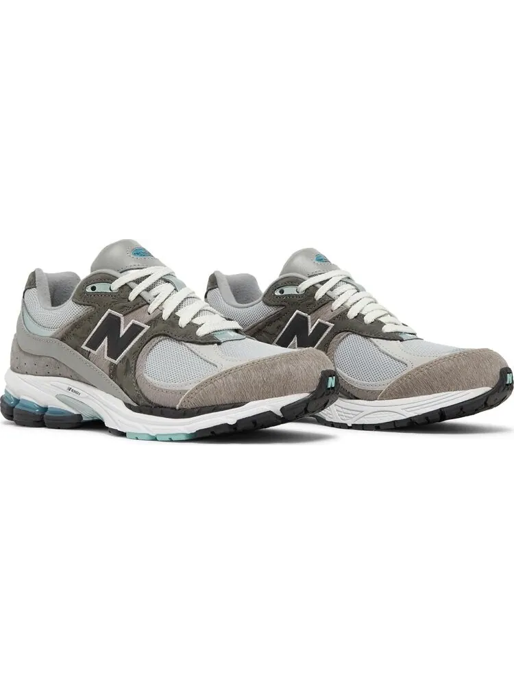 Кроссовки New Balance atmos x 2002R 'Shibuya Rat' — изображение 8 из 8, белый
