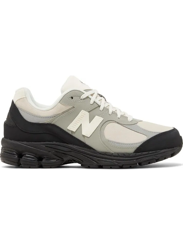 Кроссовки New Balance The Basement x 2002R 'Stone Grey' — изображение 1 из 8, серый