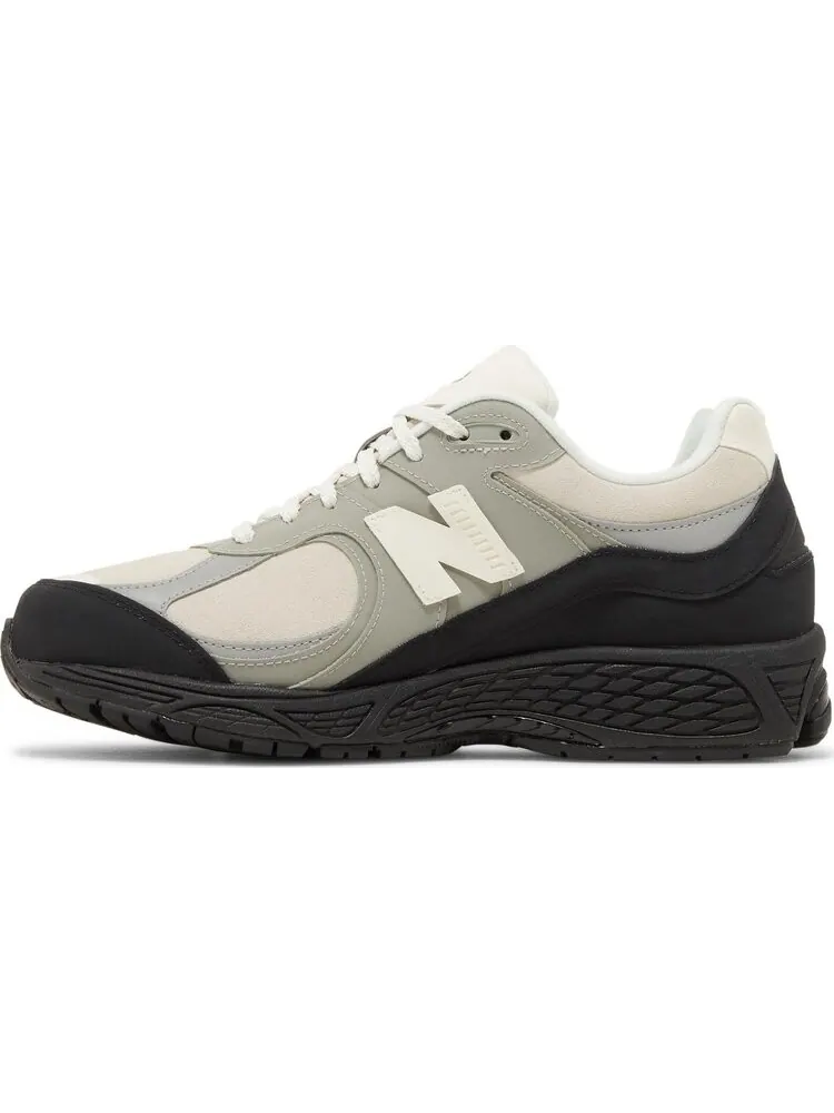 Кроссовки New Balance The Basement x 2002R 'Stone Grey' — изображение 3 из 8, серый