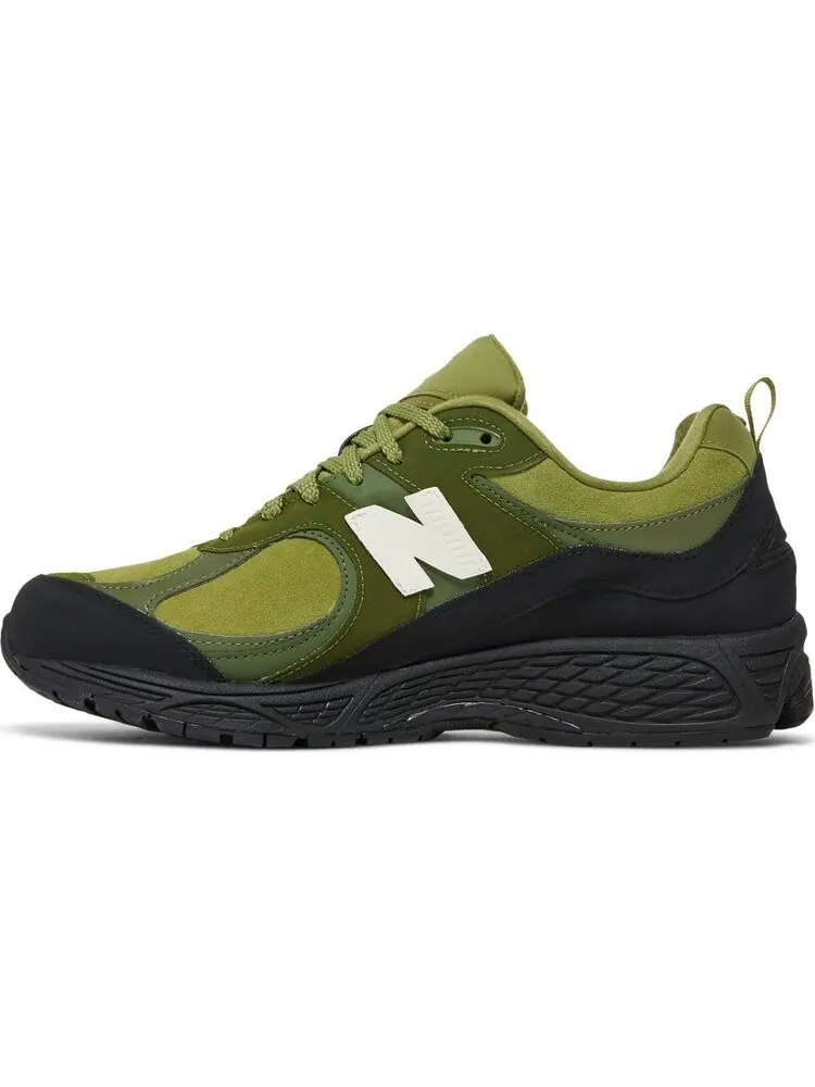 Кроссовки New Balance The Basement x 2002R 'Moss Green' — изображение 3 из 8, зеленый