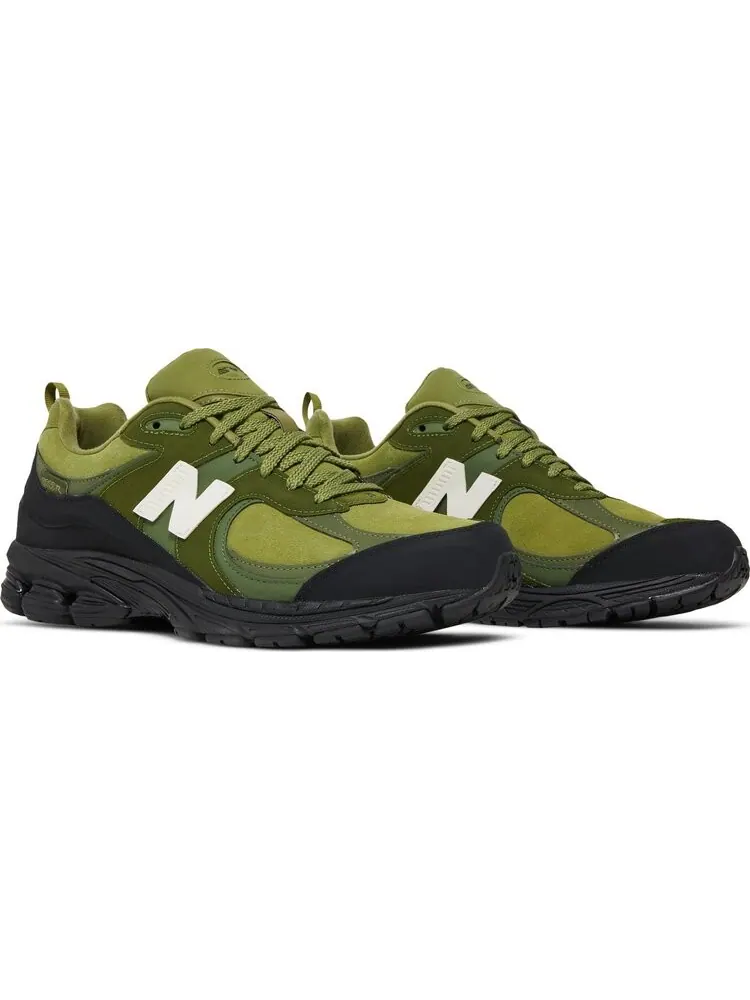 Кроссовки New Balance The Basement x 2002R 'Moss Green' — изображение 8 из 8, зеленый