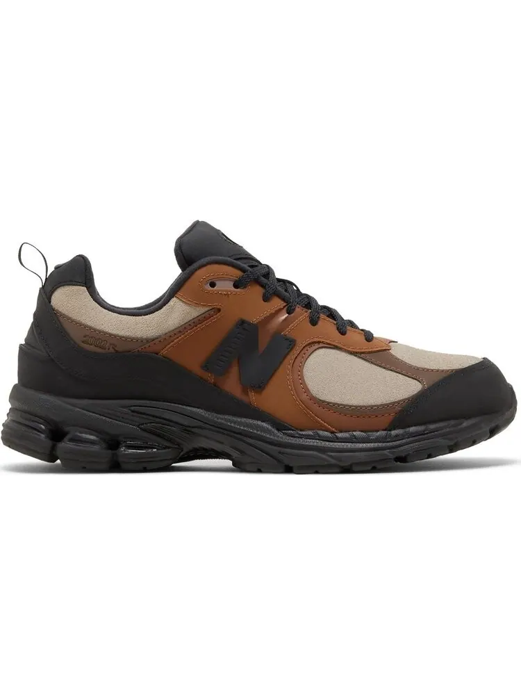 Кроссовки New Balance The Basement x 2002R 'Earth Brown' — изображение 1 из 8, коричневый