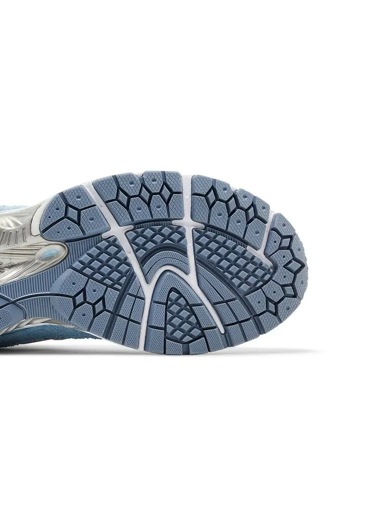 Кроссовки New Balance 2002R Bright Sky — изображение 5 из 6, небо